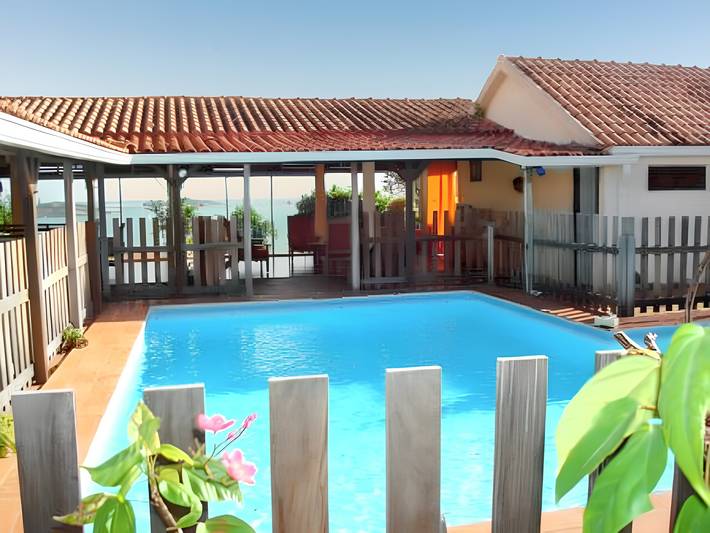 Location de vacances pour 10 personnes, avec piscine et terrasse à Le François - 2