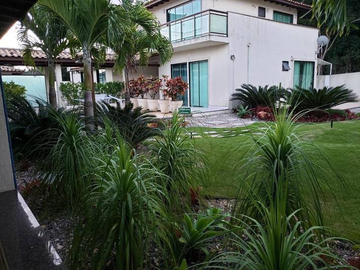 Casas e apartamentos de temporada para 2 pessoas, com vista e jardim na Região dos Lagos