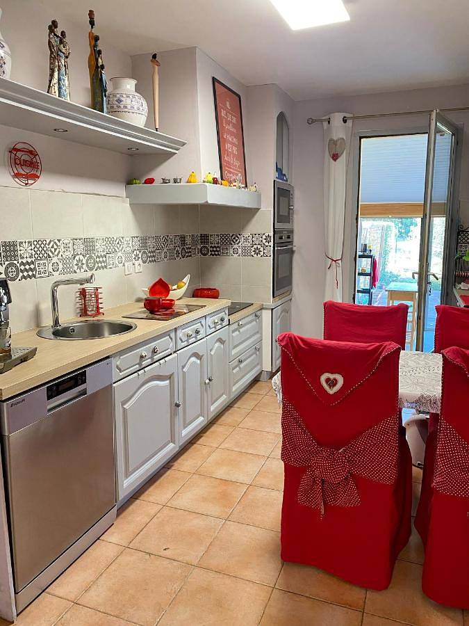 Location de vacances pour 2 personnes, avec jardin à Faucon - 3