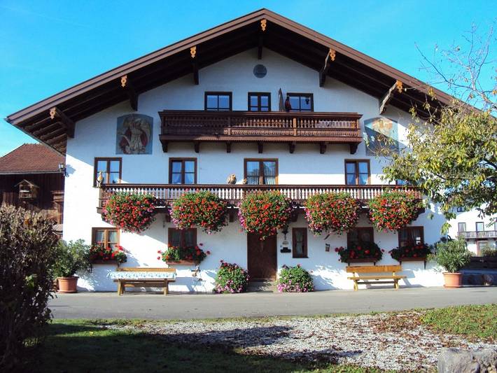 Ferienwohnung für 2 Personen, mit Terrasse und Garten in Chieming