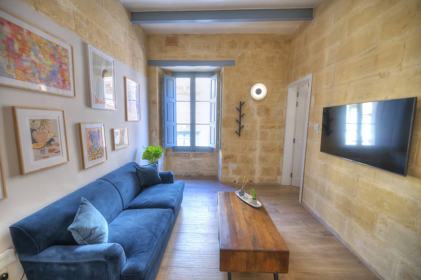 Entire apartment, Holiday apartment for 4 people in Valletta, Malta Island