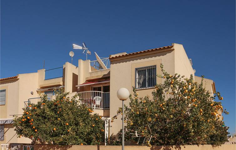 Holiday apartment for 4 people, with Terrace and Pool in Torrevieja