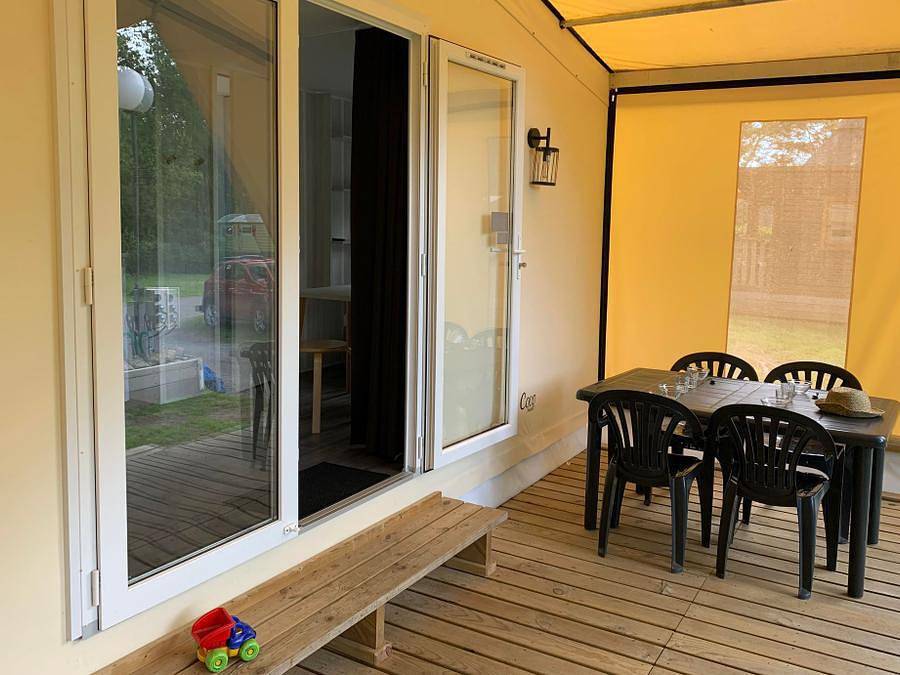 Camping L'Etang du Pays Blanc - Hébergement 4 personnes - Coco sweet d'Ô 4 pers avec Wc et Sdb in Guérande, Côte d'Amour