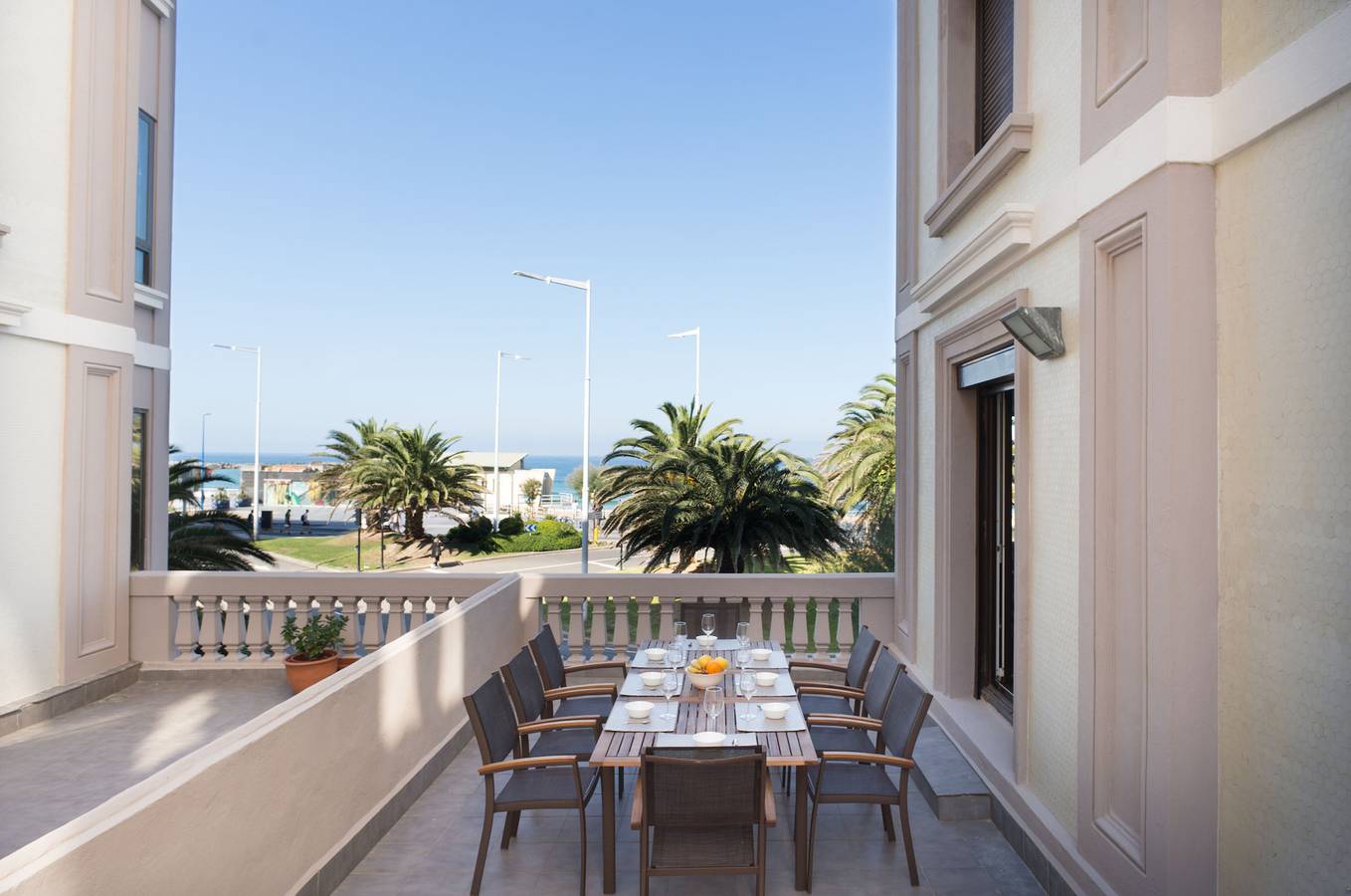 Entire apartment, Atlantic, in front of the beach in San Sebastian, Basque Coast (spain)