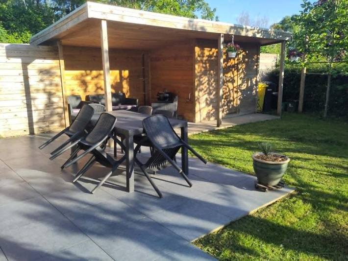 Location de vacances pour 6 personnes, avec terrasse et jardin à Onhaye - 3