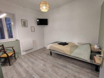 Cottage pour 2 personnes, animaux acceptés dans Nérondes