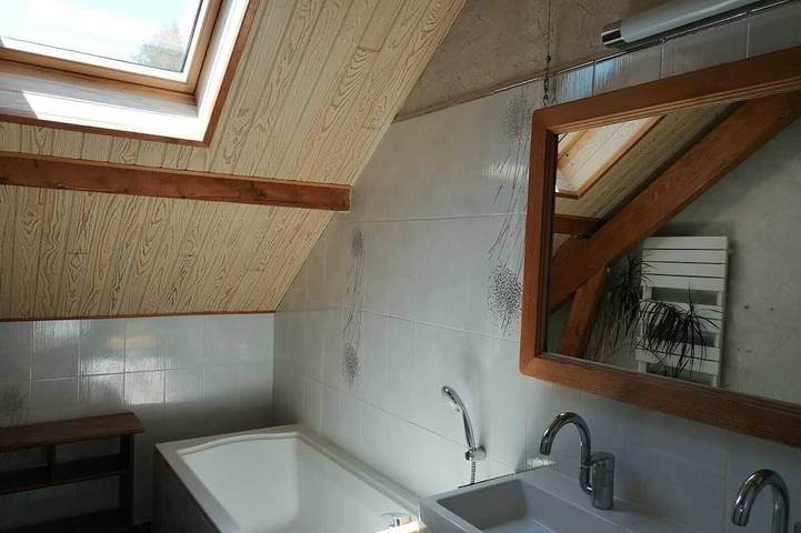 La Maison au Bord du lac du Bourget in Brison-Saint-Innocent, Chambéry und Umgebung