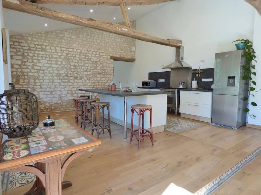 Three-Bedroom Villa in Andé, Région de Les Andelys