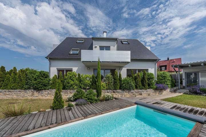 Ferienwohnung für 4 Personen, mit Garten in Fränkisches Weinland