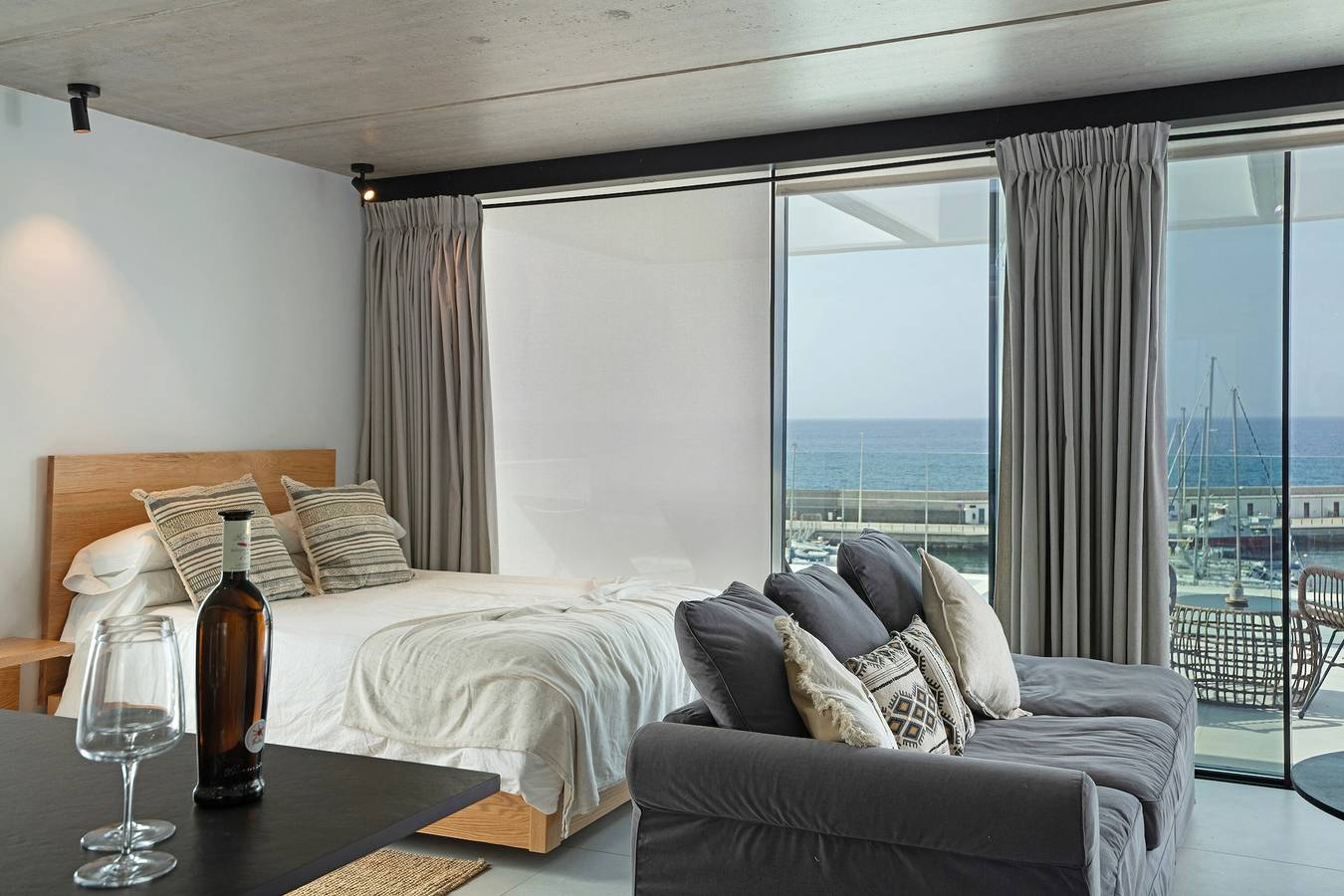 Appartement Suit Horizonte met Zeezicht, Jacuzzi & Wi-Fi, foto 12