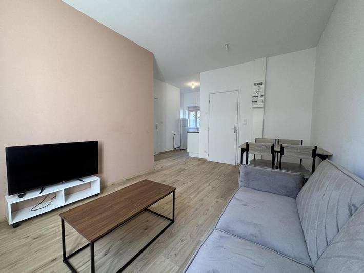 Gîte pour 3 personnes à Le Grand-Lucé - 2