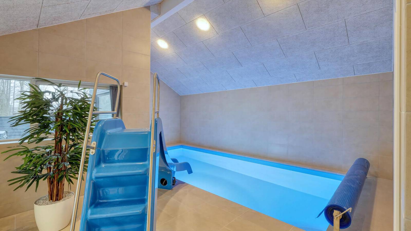 761 - Poolhaus für 16 Gäste am Trams am See in Deutschland in Jesendorf, Nordwestmecklenburg (Wismar und Umgebung)