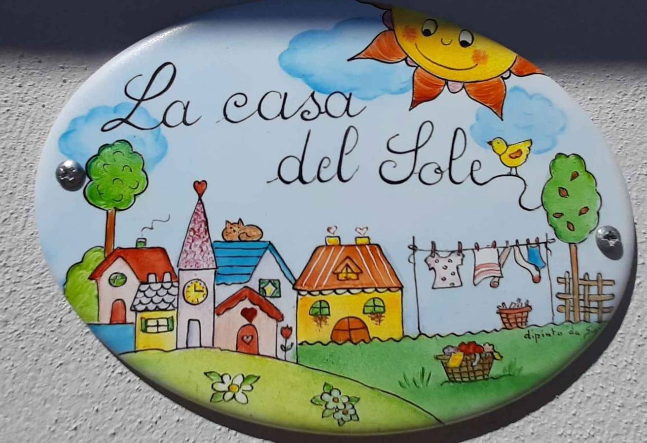 Entire holiday apartment, Holiday apartment mit Balkon  in Arona (Lago Maggiore), Comune di Arona