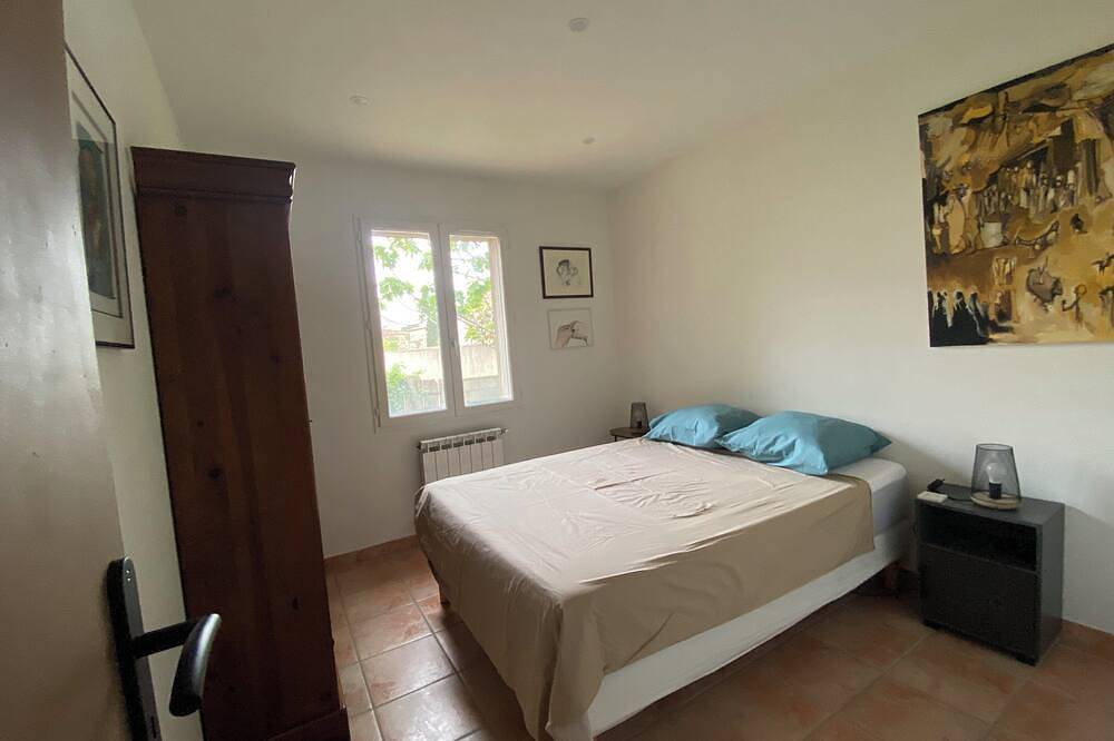 Renovated house, elegant and central in Istres, Istres region