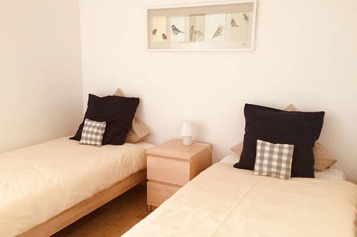 Gîte pour 4 personnes, avec terrasse ainsi que jardin et piscine à Villefranche-du-Périgord - 3