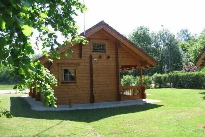 Chalet pour 6 personnes, avec terrasse et jardin