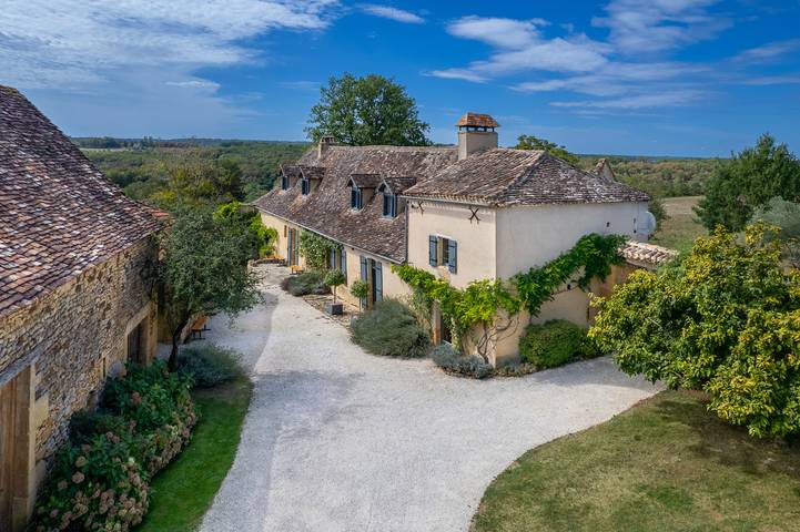 Gîte pour 13 personnes, avec Piscine à Sainte-Croix (France)