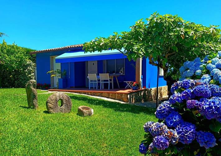 Apartamento para 2 personas, con Terraza y Jardín además de Piscina y Vistas en Moaña