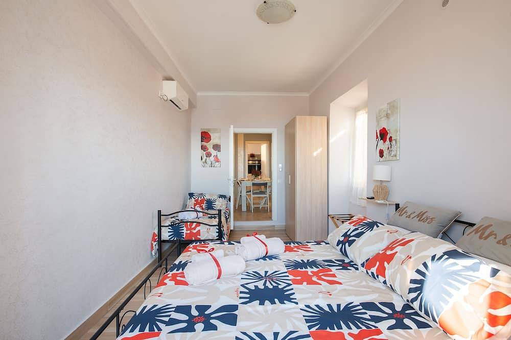 Entire apartment, Lele's house above the beach in Nettuno, Rome Province