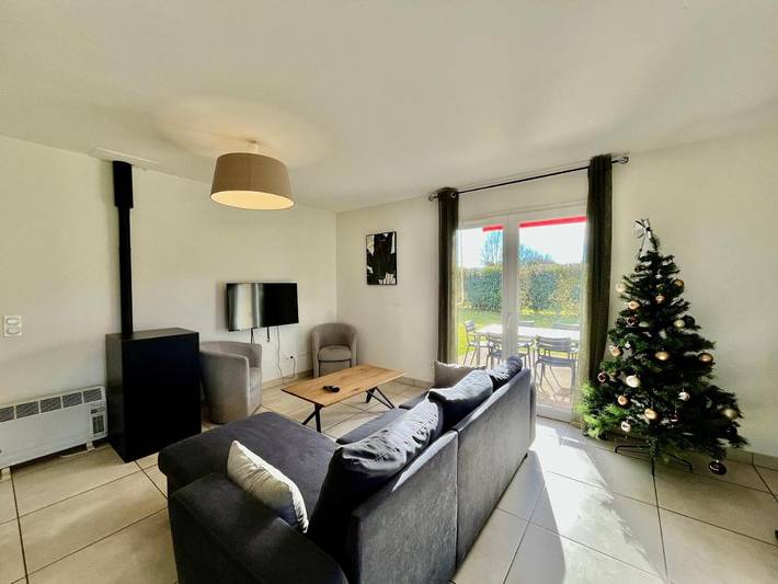 Location de vacances pour 6 personnes, avec terrasse à Ger (Pyrénées-Atlantiques)