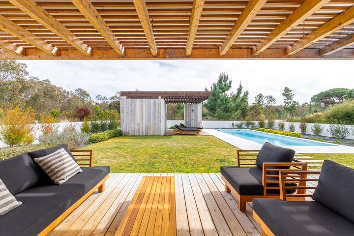 Location de vacances pour 8 personnes, avec terrasse et jardin à Comporta - 4