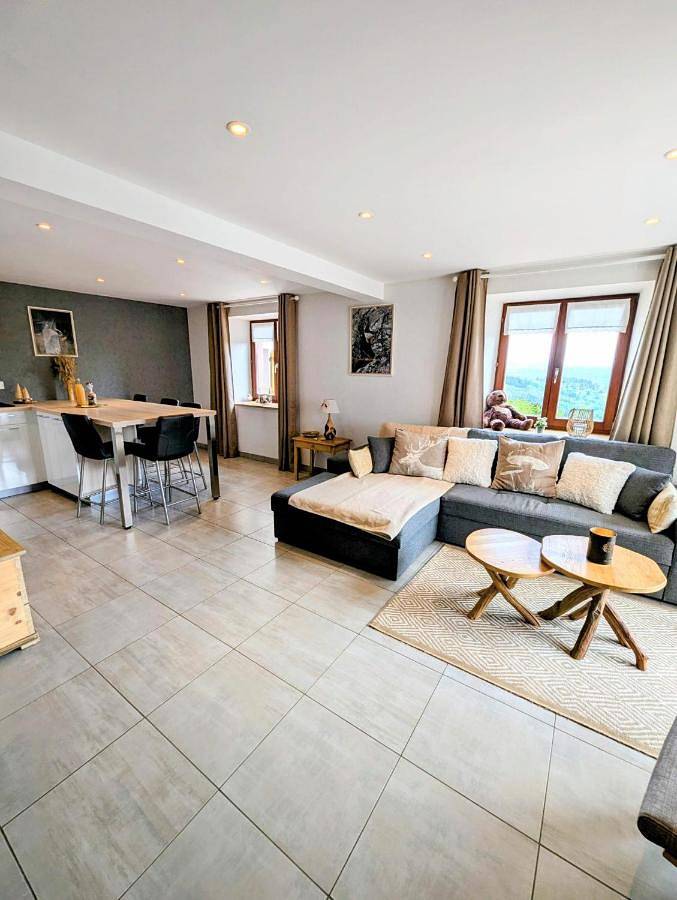 Location de vacances pour 6 personnes, avec vue et jardin à Soultzeren - 2