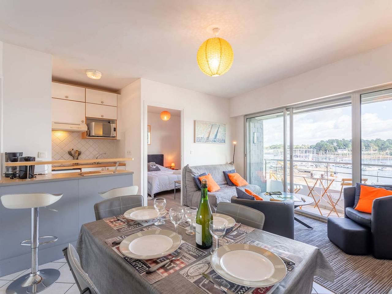 Ganze Wohnung, Charmante 2-Zimmer-Wohnung mit Hafenblick, ideal für 4 Pers. in La Trinité-sur-Mer in La Trinité-sur-Mer, Côte des Mégalithes