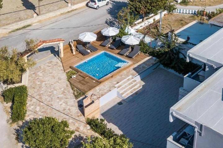 Vakantieappartement voor 3 personen, with terras and tuin as well as uitzicht in Faliraki