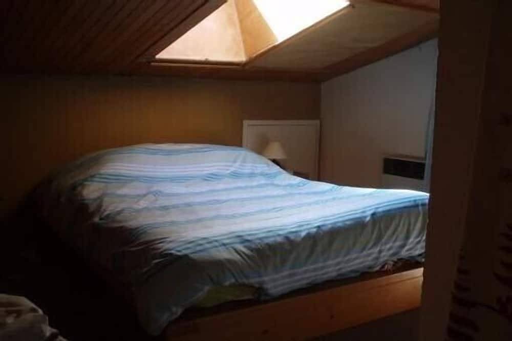 Entire apartment, Large apartment in Meribel-Mottaret (facing south) in Méribel-Mottaret, Les Allues