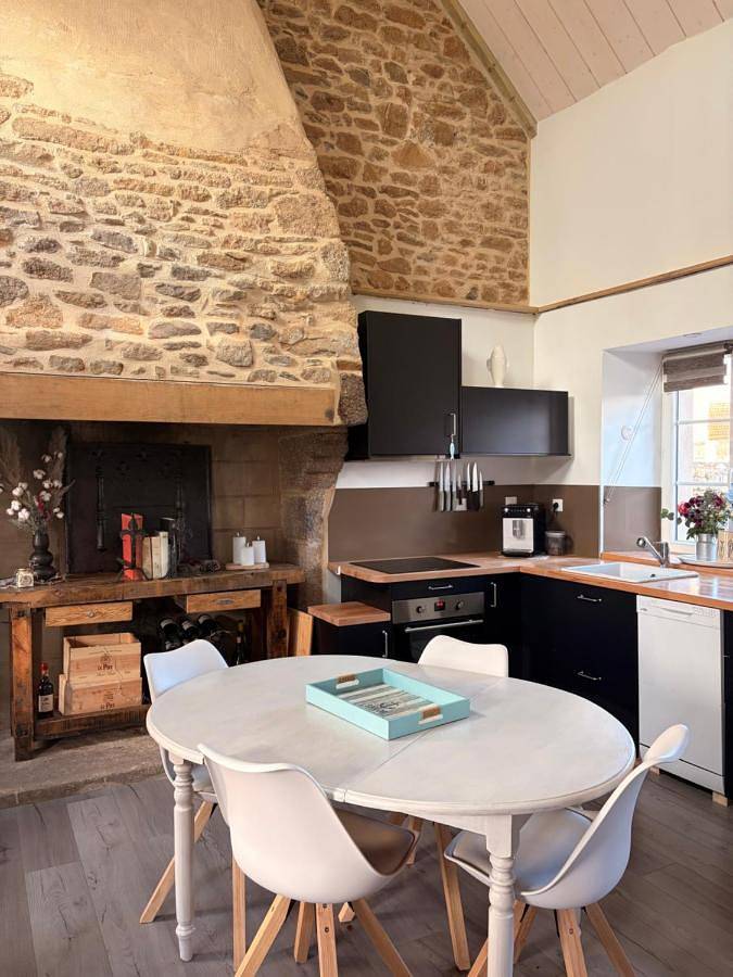 Location de vacances pour 4 personnes, avec vue et jardin à Anneville-en-Saire - 2