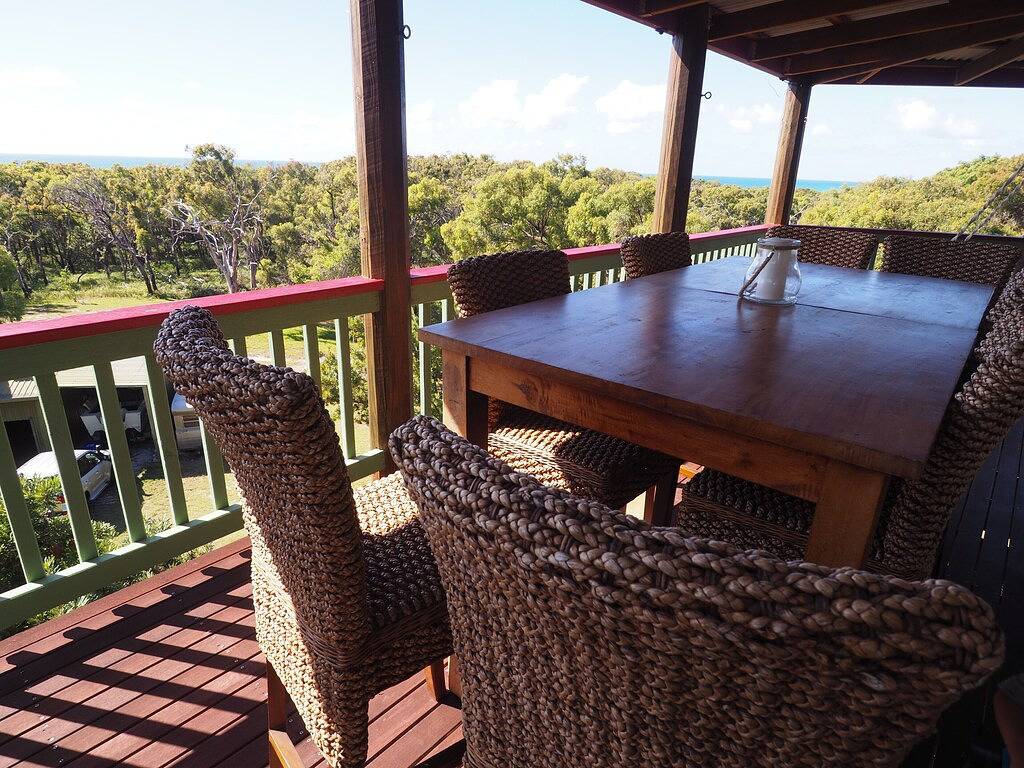 Orchid Blue - Tri-Level home with Ocean Views in Orchid Beach, Fraser Coast