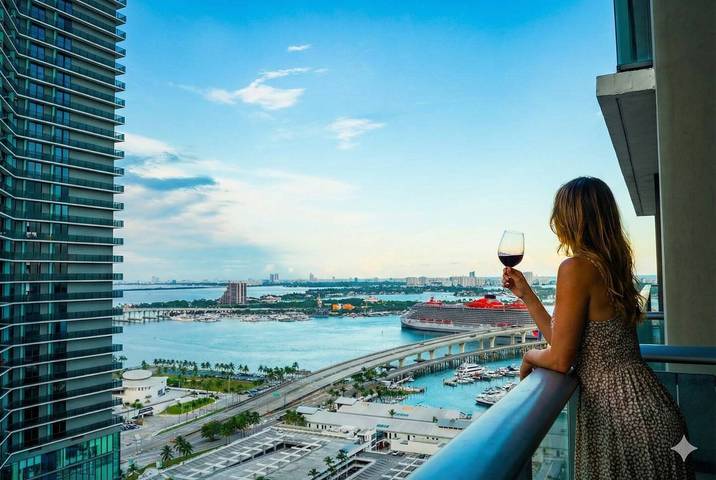 Ferienwohnung für 3 Personen, mit Balkon und Pool in Miami