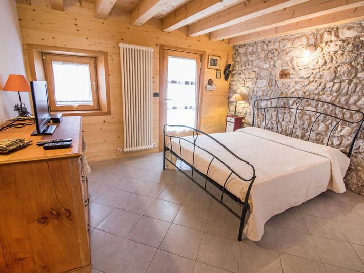 Appartamento intero, Albergo Diffuso - Cjasa Ustin in Barcis, Prealpi Carniche
