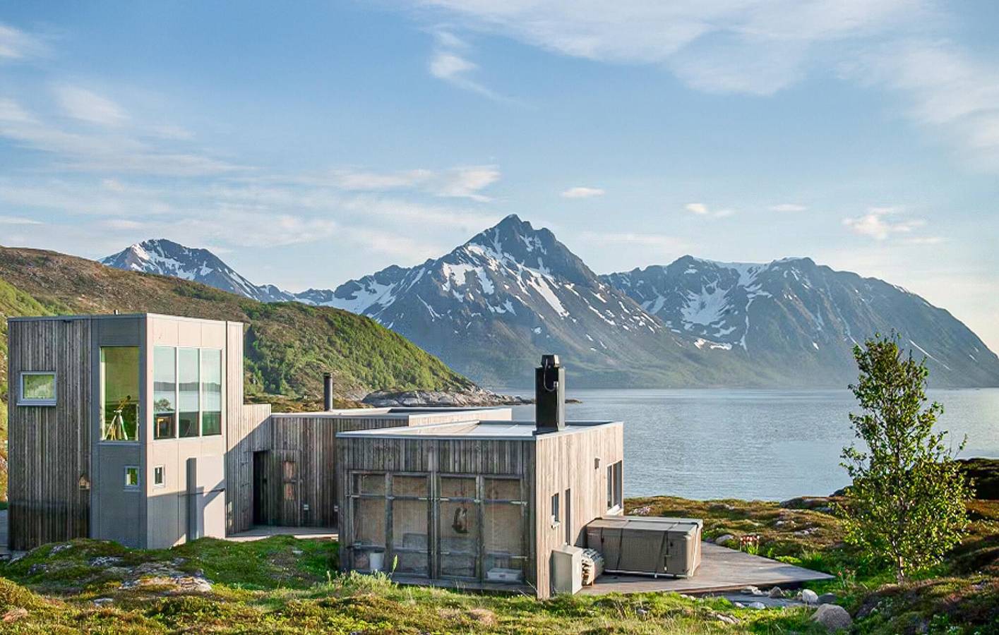 Holiday home for 8 people with terrace in Harstad