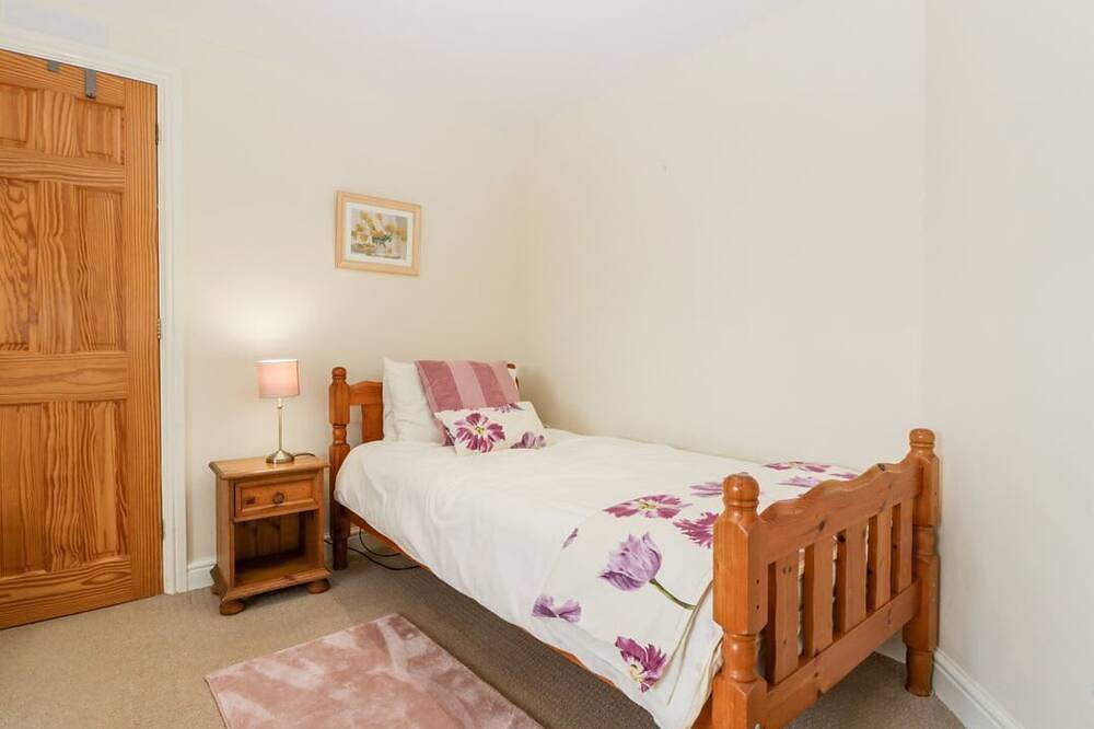 Wellfield Cottage, Mark in Mark, Somerset