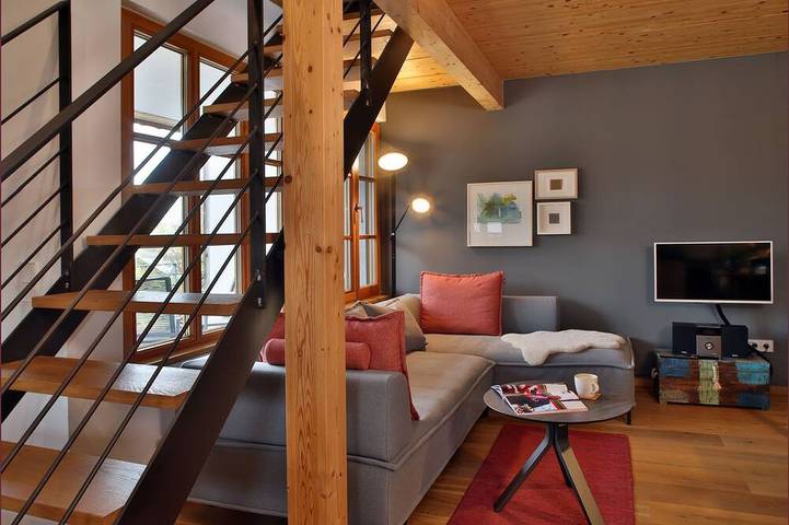 Ferienwohnung für 2 Personen, mit Balkon und Garten in Traunreut