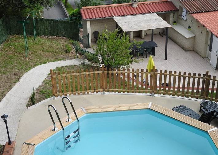 Gîte für 5 Personen, mit Terrasse und Pool sowie Garten - 1