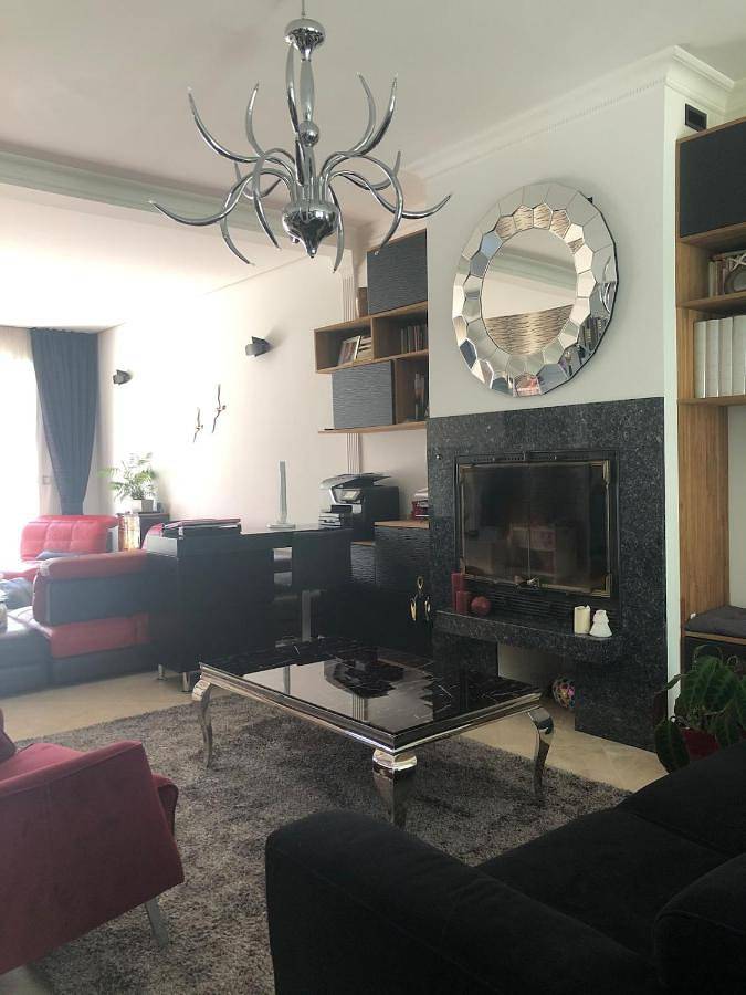 Chalet para 19 personas, con jardín además de jacuzzi y sauna - 1
