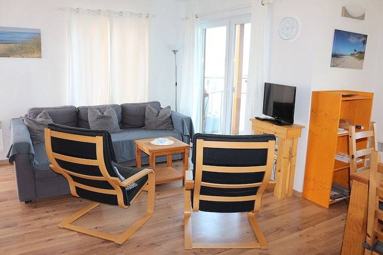 Hausboot in Barth am Barther Bodden in Barth, Vorpommern-Rügen