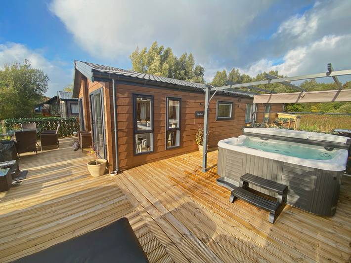 Lodge voor 6 personen, with zwembad and sauna as well as tuin, met huisdier - 1