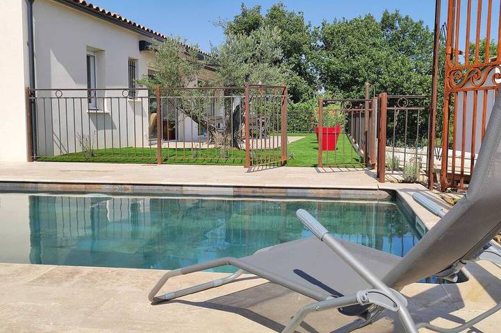 Location de vacances pour 8 personnes à Saint-Geniès-de-Malgoirès