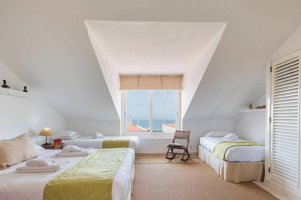Stunning Sea View in Azenhas do Mar • Unique Stay in Azenhas do Mar, Costa de Lisboa