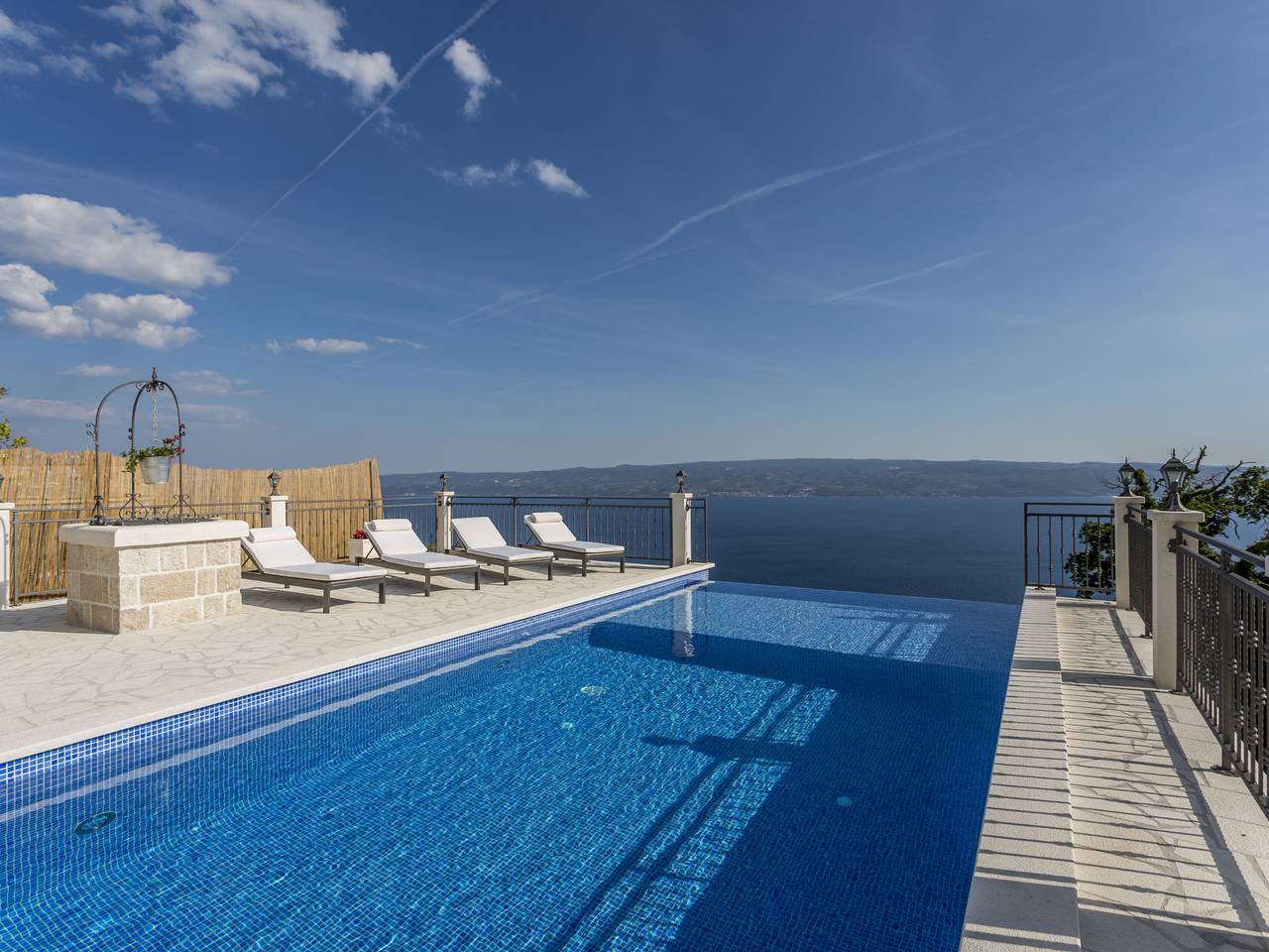 Villa Nareste in Jesenice, Split-Dalmatien