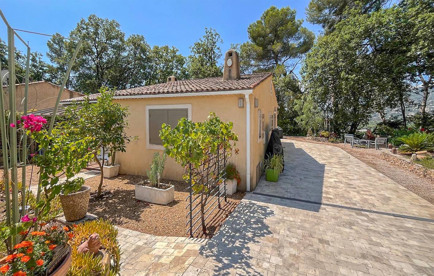 Retiro junto al río con piscina y terraza - La Bocca in Cannes, Region de Cannes