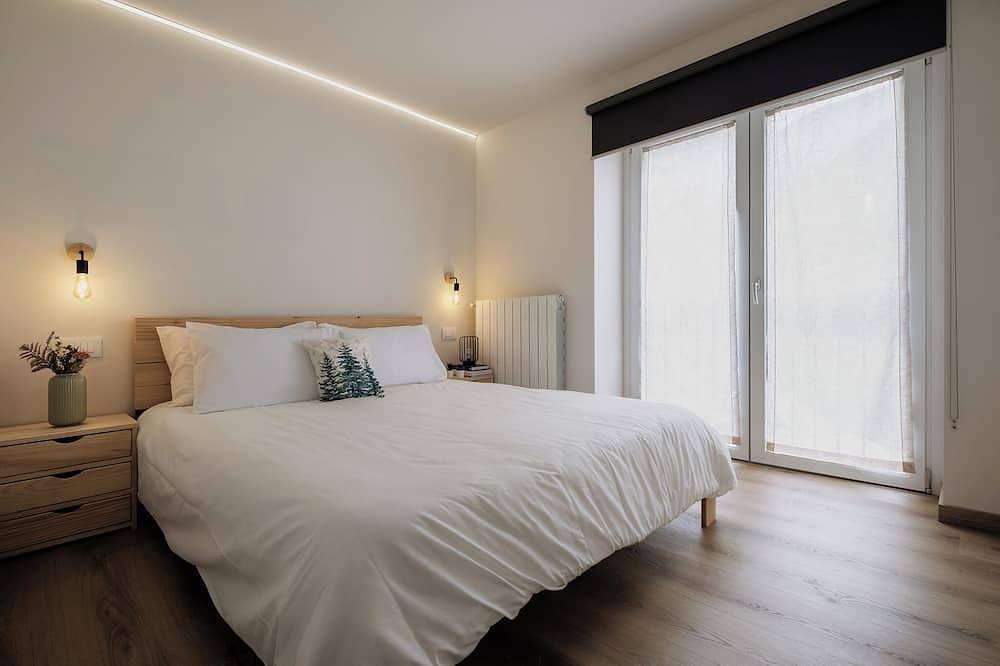 Ganze Wohnung, Historic 1940s Watermill: A Designer Retreat in the Italian Alps in Cerete, Prealpi Bergamasche Orientali