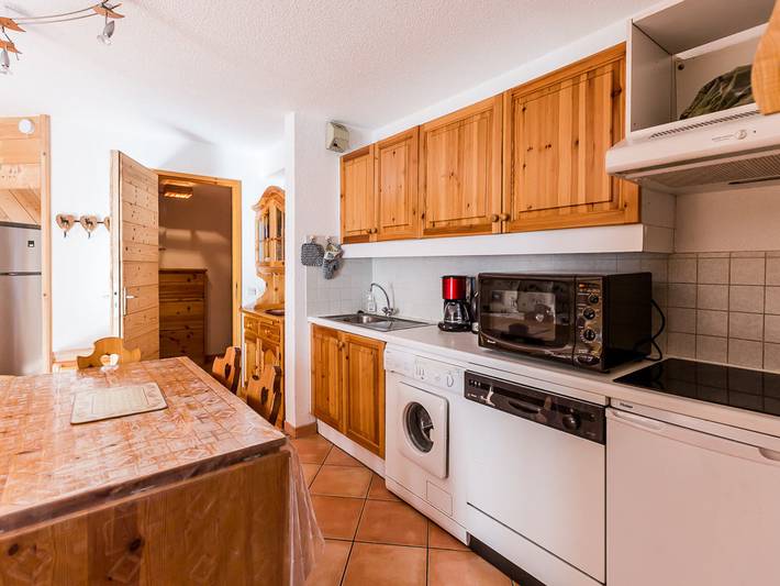 Appartement entier, Appartement Charmant pour 5 Pers. à Montchavin, 2 Balcons, Proche Pistes, Parking Gratuit in Bellentre, La Plagne-Tarentaise