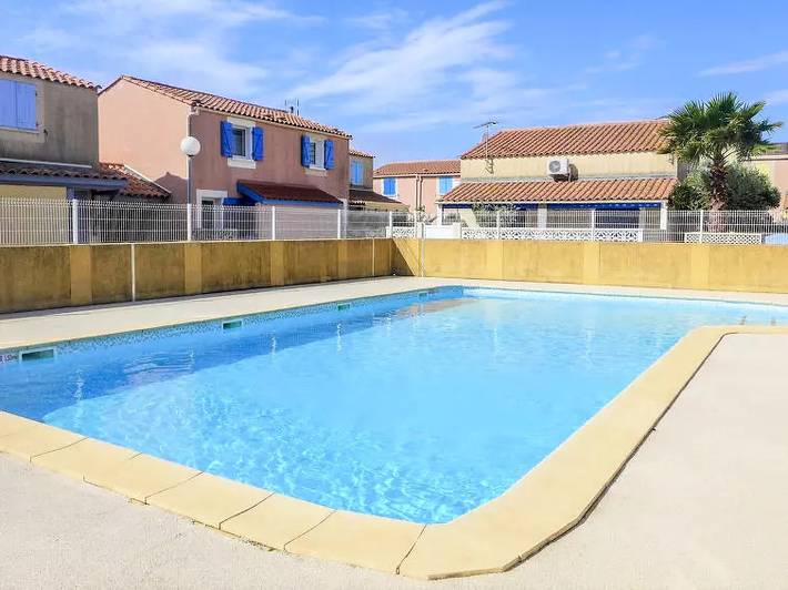 Villa pour 4 personnes, avec piscine et terrasse