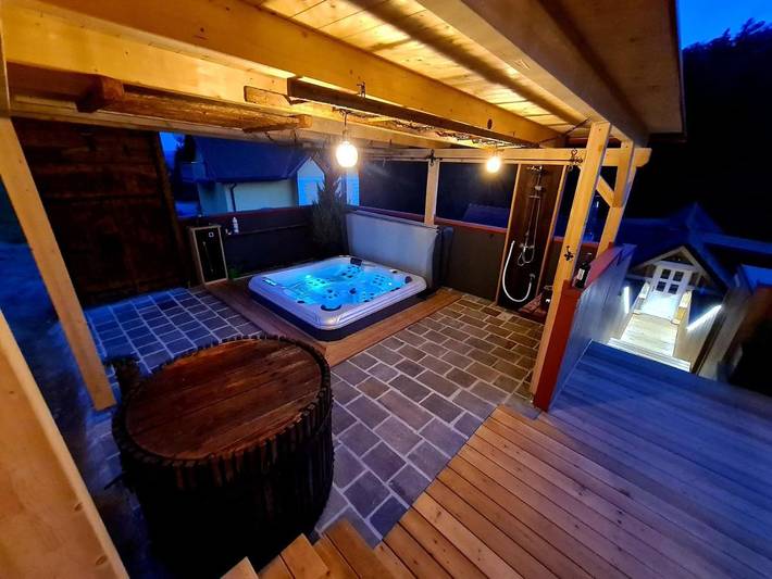 Chalet für 4 Personen, mit Terrasse und Ausblick sowie Garten, mit Haustier in Österreich