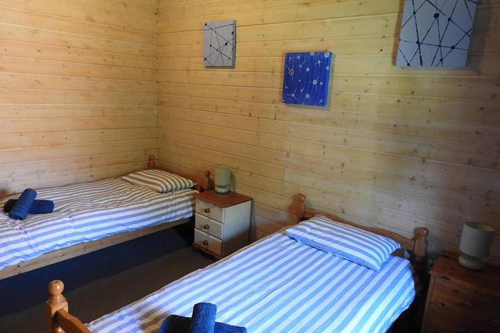 Location de vacances pour 6 personnes, avec piscine et jardin à Chey - 3