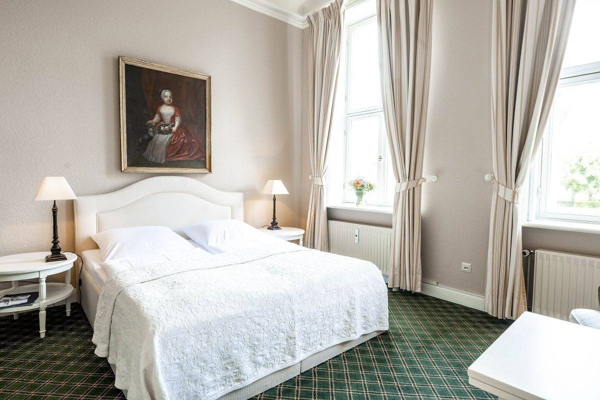 Ganze Ferienwohnung, Herrenhaus Appartement 4 in Lüdersburg, Elbtalaue